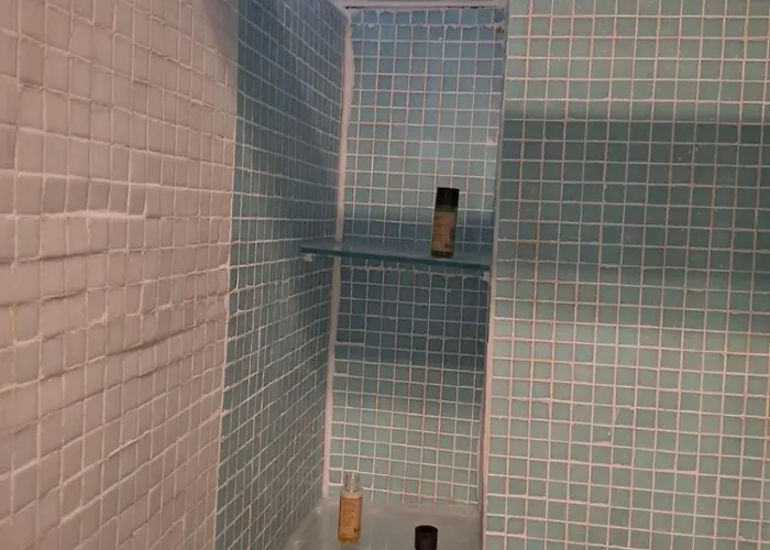 Just To Sleep Μπάρι